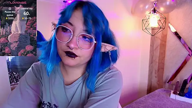 Lilith curvy online show from September 19, 2025, 7:25 pm