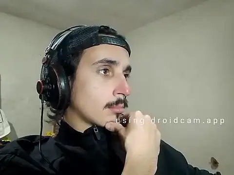 papito20cm online show from September 19, 2025, 7:03 pm