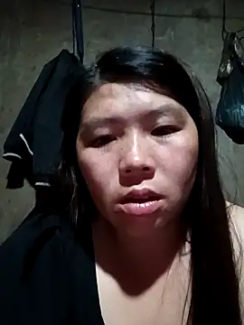 quynhkoolbae online show from April 23, 2026, 12:29 pm