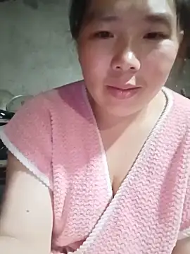quynhkoolbae online show from June 8, 2026, 1:33 pm