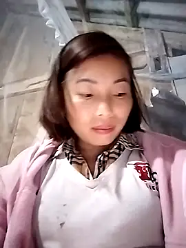 Annaacutee online show from December 14, 2025, 12:54 pm