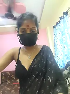 mounika26 online show from September 29, 2025, 9:03 am