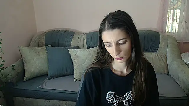 Ella Myst online show from October 23, 2025, 10:03 am