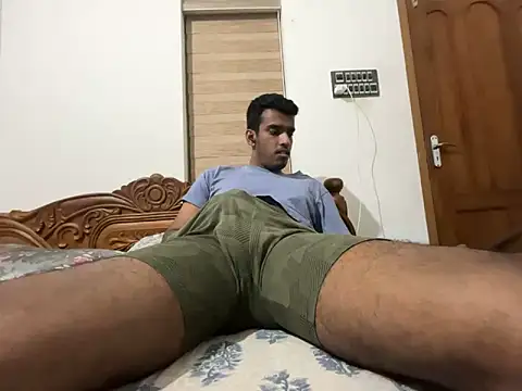 Snapshot of nivedthomas01 chatting on February 11, 2026, 4:45 pm nivedthomas01 online show from February 11, 2026, 4:45 pm