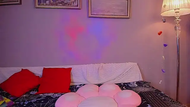 VelvetBlitz online show from November 12, 2025, 3:34 pm