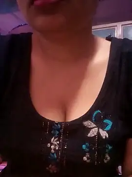 Snapshot of TINASONI chatting on September 27, 2025, 1:21 am TINASONI online show from September 27, 2025, 1:21 am