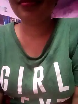 Snapshot of TINASONI chatting on September 29, 2025, 1:38 pm TINASONI online show from September 29, 2025, 1:38 pm