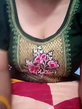 Snapshot of TINASONI chatting on October 3, 2025, 11:29 am TINASONI online show from October 3, 2025, 11:29 am