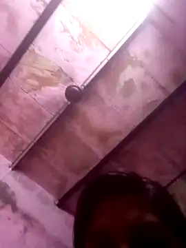 Snapshot of TINASONI chatting on October 15, 2025, 2:22 am TINASONI online show from October 15, 2025, 2:22 am