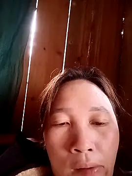 miumiu 00 online show from November 5, 2025, 1:16 am