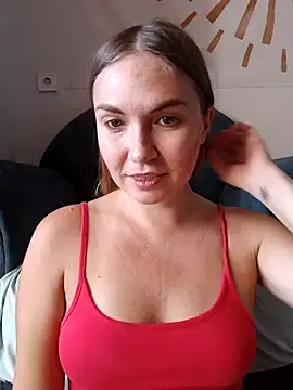 Snapshot of KisaVixen chatting on September 19, 2025, 12:28 pm KisaVixen online show from September 19, 2025, 12:28 pm