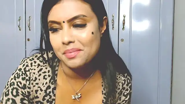 Indian GlowingMiax online show from October 28, 2025, 4:09 pm