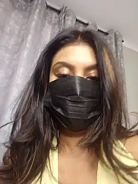Indian GlowingMiax online show from May 2, 2026, 10:09 am