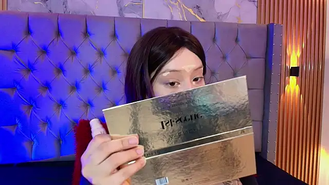 Suxan White  online show from January 14, 2026, 12:44 pm