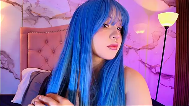 Snapshot of Suxan_White_ chatting on June 25, 2026, 9:08 pm Suxan White online show from June 25, 2026, 9:08 pm
