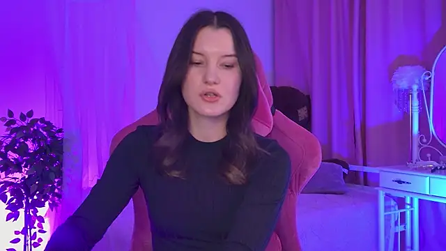 AgataWillis online show from February 16, 2026, 4:52 am