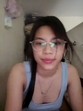 Snapshot of Katanh chatting on September 13, 2025, 12:49 pm Katanh online show from September 13, 2025, 12:49 pm