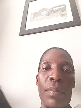 Snapshot of londie2 chatting on September 17, 2025, 10:28 am londie2 online show from September 17, 2025, 10:28 am