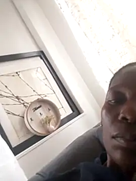 Snapshot of londie2 chatting on November 14, 2025, 6:45 am londie2 online show from November 14, 2025, 6:45 am