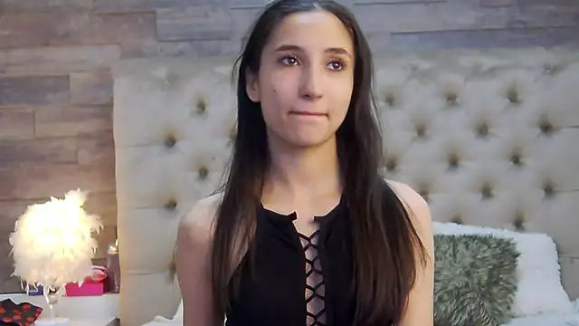 CarolinaBlair online show from September 28, 2025, 4:40 am