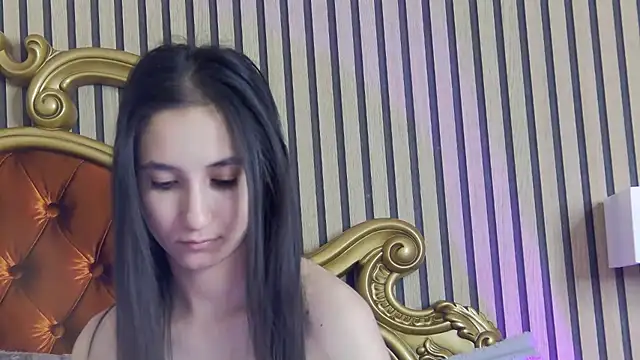 CarolinaBlair online show from June 25, 2026, 2:55 am