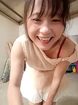 linda bae00 online show from May 4, 2026, 1:12 am