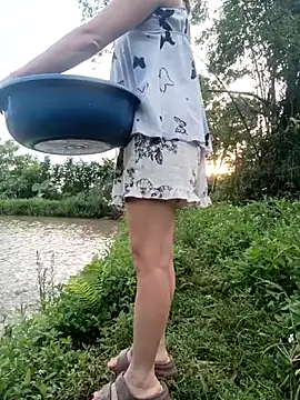 linda bae00 online show from June 14, 2026, 10:45 pm