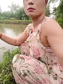 linda bae00 online show from July 23, 2026, 11:35 pm