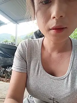 linda bae00 online show from July 25, 2026, 11:13 pm