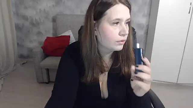 AdelinaLawson online show from December 3, 2025, 8:12 am