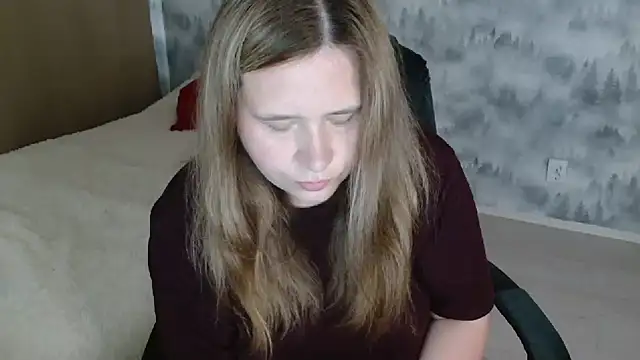 AdelinaLawson online show from July 7, 2026, 8:51 am