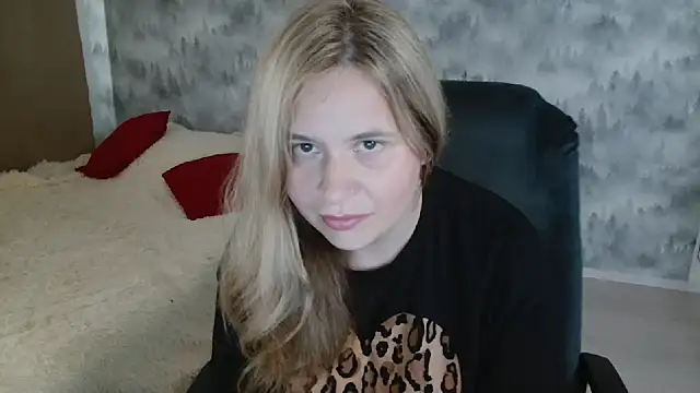 AdelinaLawson online show from August 3, 2026, 2:22 pm