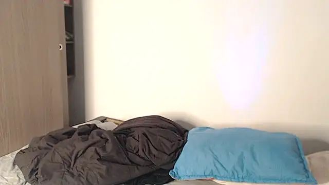   abrill   online show from March 21, 2026, 11:26 am