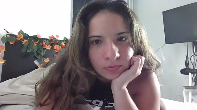   abrill   online show from May 14, 2026, 3:24 am