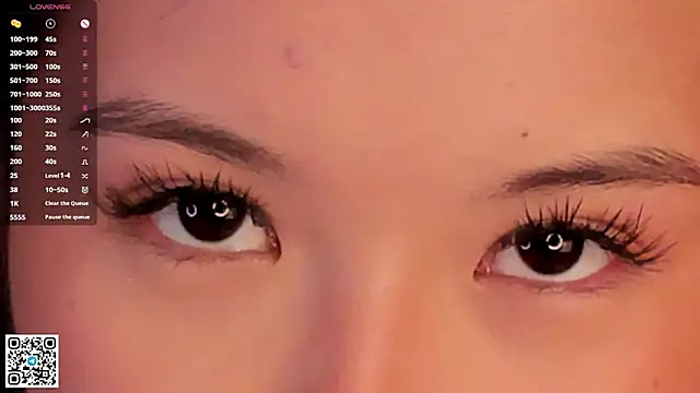 AlberthaEscue online show from November 21, 2025, 4:22 am