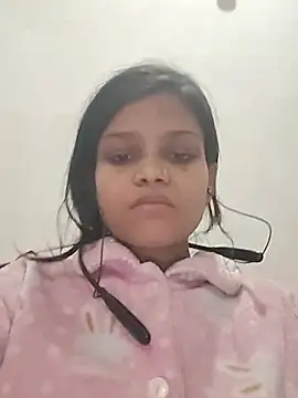 Komal0099 online show from January 15, 2026, 3:49 pm