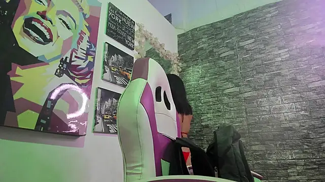 karoll  sex online show from June 11, 2026, 12:58 pm