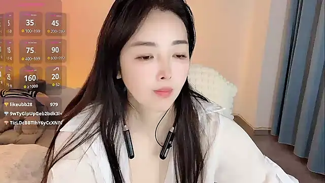 Xiali-166 online show from March 11, 2026, 12:44 pm