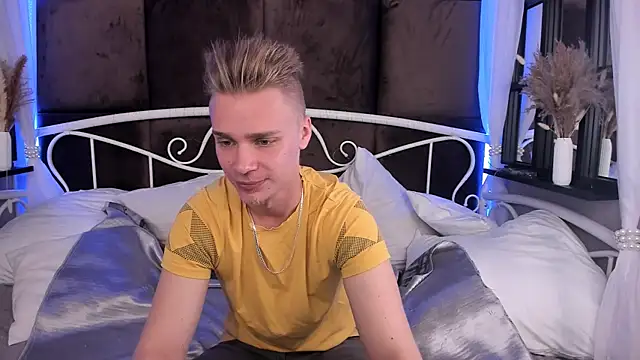 LawrenceMiles online show from September 24, 2025, 10:29 am