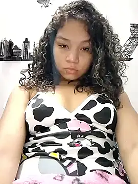 Snapshot of PRINCESSBLUE333 chatting on September 21, 2025, 1:18 am PRINCESSBLUE333 online show from September 21, 2025, 1:18 am