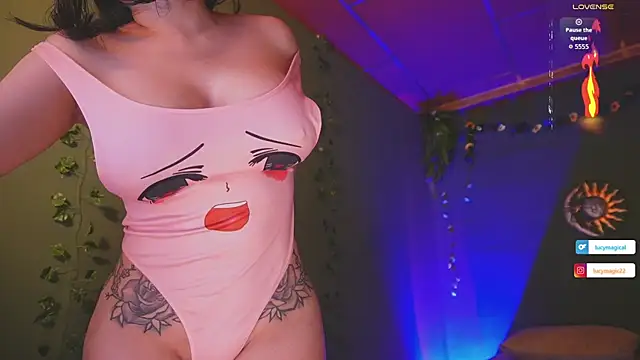 lucymagical1 online show from October 12, 2025, 11:15 pm