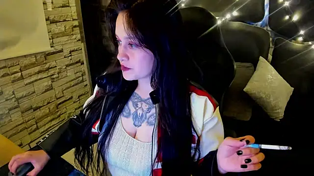 Snapshot of Morana__Hot chatting on October 27, 2025, 5:00 am Morana  Hot online show from October 27, 2025, 5:00 am