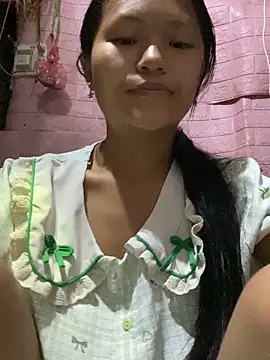 Snapshot of milo_bae chatting on May 22, 2026, 10:37 pm milo bae online show from May 22, 2026, 10:37 pm