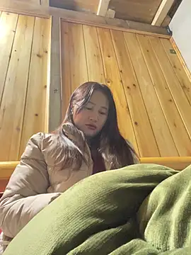 Snapshot of phungtiti chatting on February 6, 2026, 11:41 pm phungtiti online show from February 6, 2026, 11:41 pm