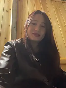 Snapshot of phungtiti chatting on February 7, 2026, 11:47 am phungtiti online show from February 7, 2026, 11:47 am