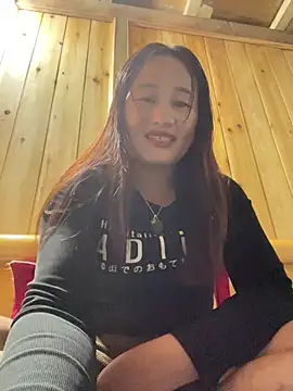 Snapshot of phungtiti chatting on February 15, 2026, 1:20 pm phungtiti online show from February 15, 2026, 1:20 pm