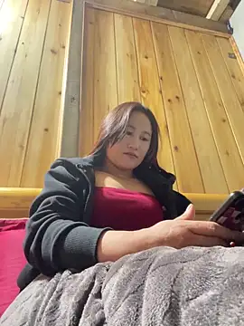 Snapshot of phungtiti chatting on February 25, 2026, 1:15 am phungtiti online show from February 25, 2026, 1:15 am