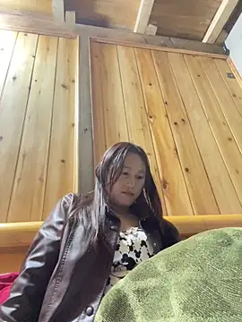 Snapshot of phungtiti chatting on March 9, 2026, 2:21 pm phungtiti online show from March 9, 2026, 2:21 pm