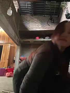 Snapshot of phungtiti chatting on March 10, 2026, 9:14 am phungtiti online show from March 10, 2026, 9:14 am