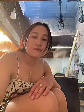 Snapshot of phungtiti chatting on March 18, 2026, 2:26 am phungtiti online show from March 18, 2026, 2:26 am